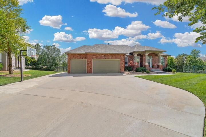 1405 N Krug Cir  Wichita KS 67230 photo