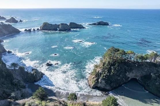 Property Photo:  5520 South Highway 1  CA 95432 