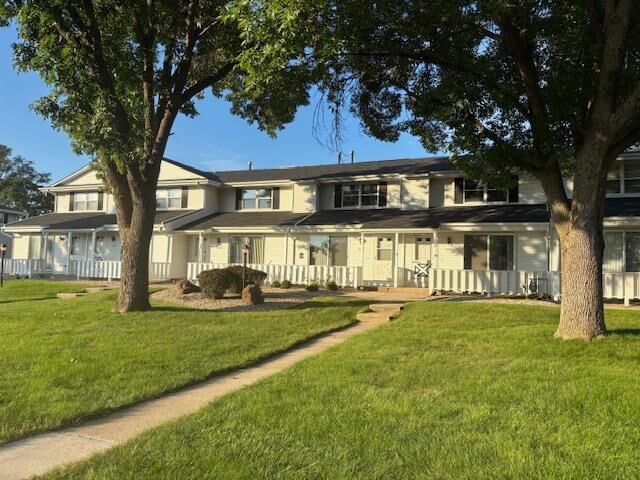 Property Photo: 1444 Canyon Drive 11 WI 53546