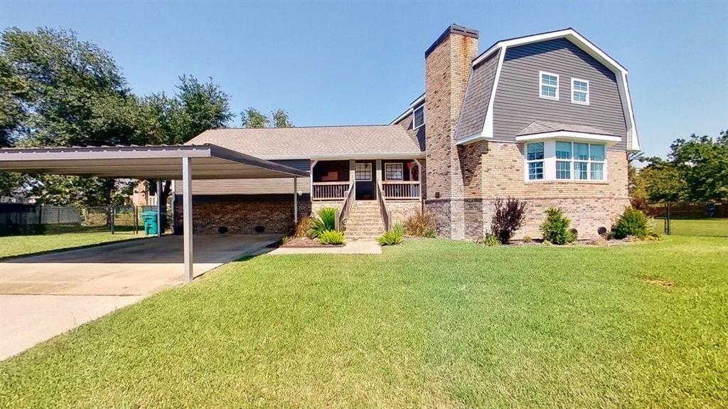 Property Photo: 414 E Krause E LA 70669