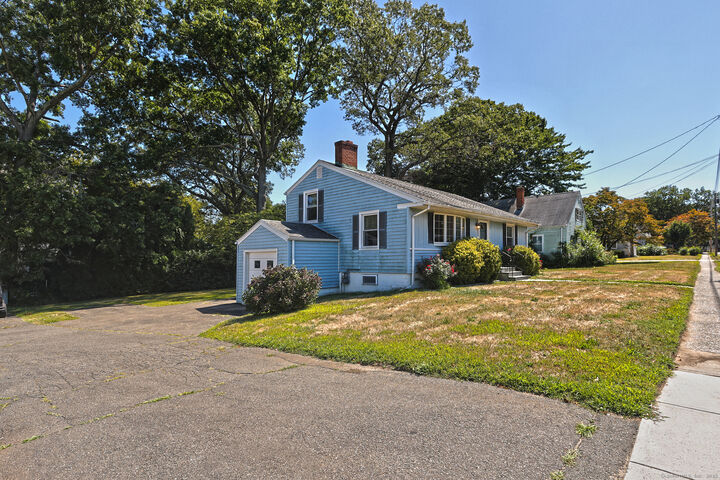 Property Photo: 646 Freeman Avenue CT 06614