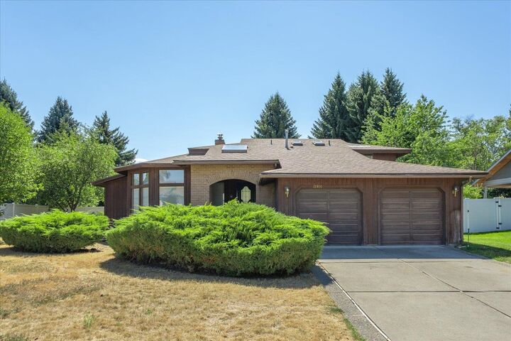 Property Photo: 11910 E 33rd Ave WA 99206