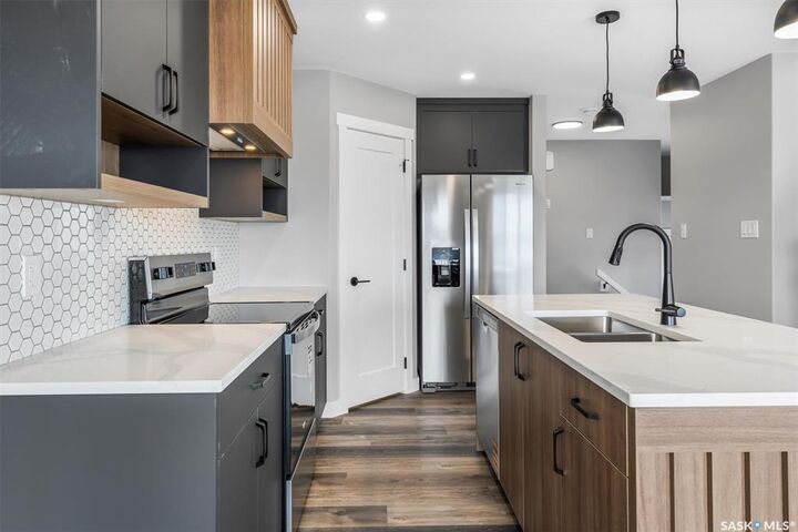 Property Photo: 2949 Welby Way SK S4V 4A2