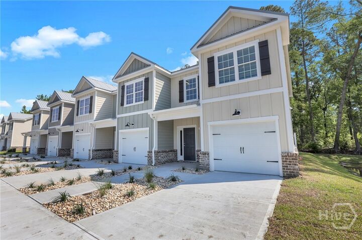 Property Photo: 105 Sherwood Court 2 GA 31326