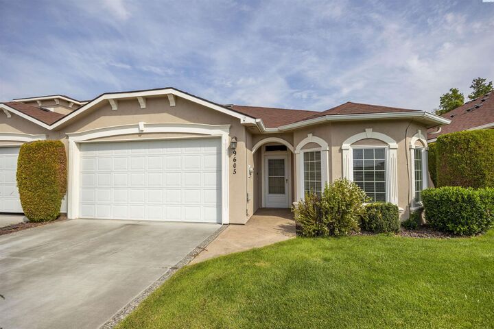 Property Photo: 9605 Vincenzo Dr WA 99301