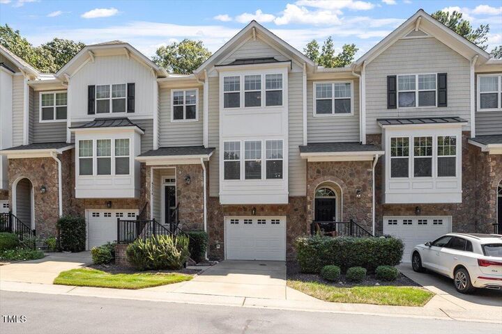 Property Photo: 6224 Braidwood Court NC 27612