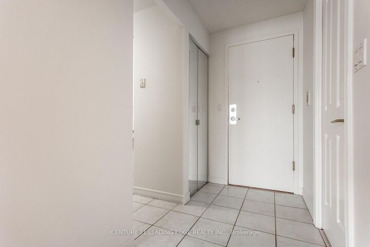 Property Photo:  68 Corporate Drive 1830  ON M1H 3H3 