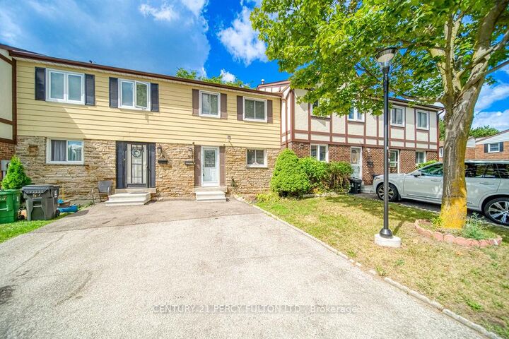 Photo de la propriété: 57 Golden Appleway N/A 111 ON M3A 3P2