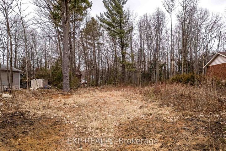 Property Photo:  98 Rue Vanier N/A  ON L9M 0J2 