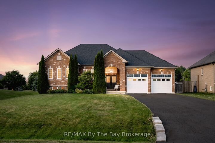 11 Basswood Drive  Wasaga Beach ON L9Z 0A9 photo