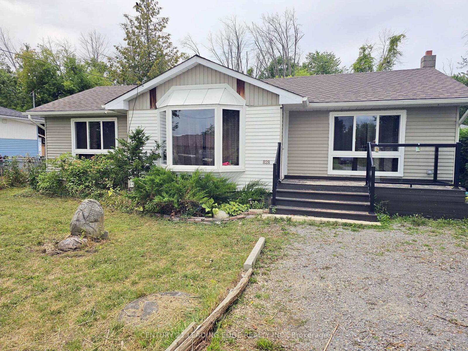 Photo de la propriété:  828 Norval Road  ON L4P 3E9 