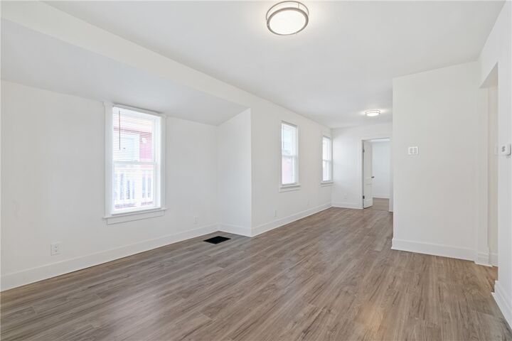 Property Photo:  1607 Fredell St  PA 15210 
