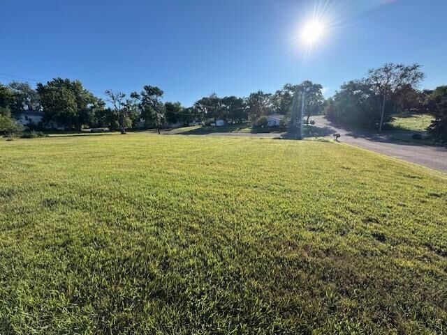 Property Photo:  900 6th St.  SD 57062 