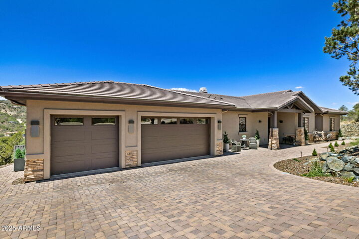 Property Photo:  582 Windspirit Circle  AZ 86303 