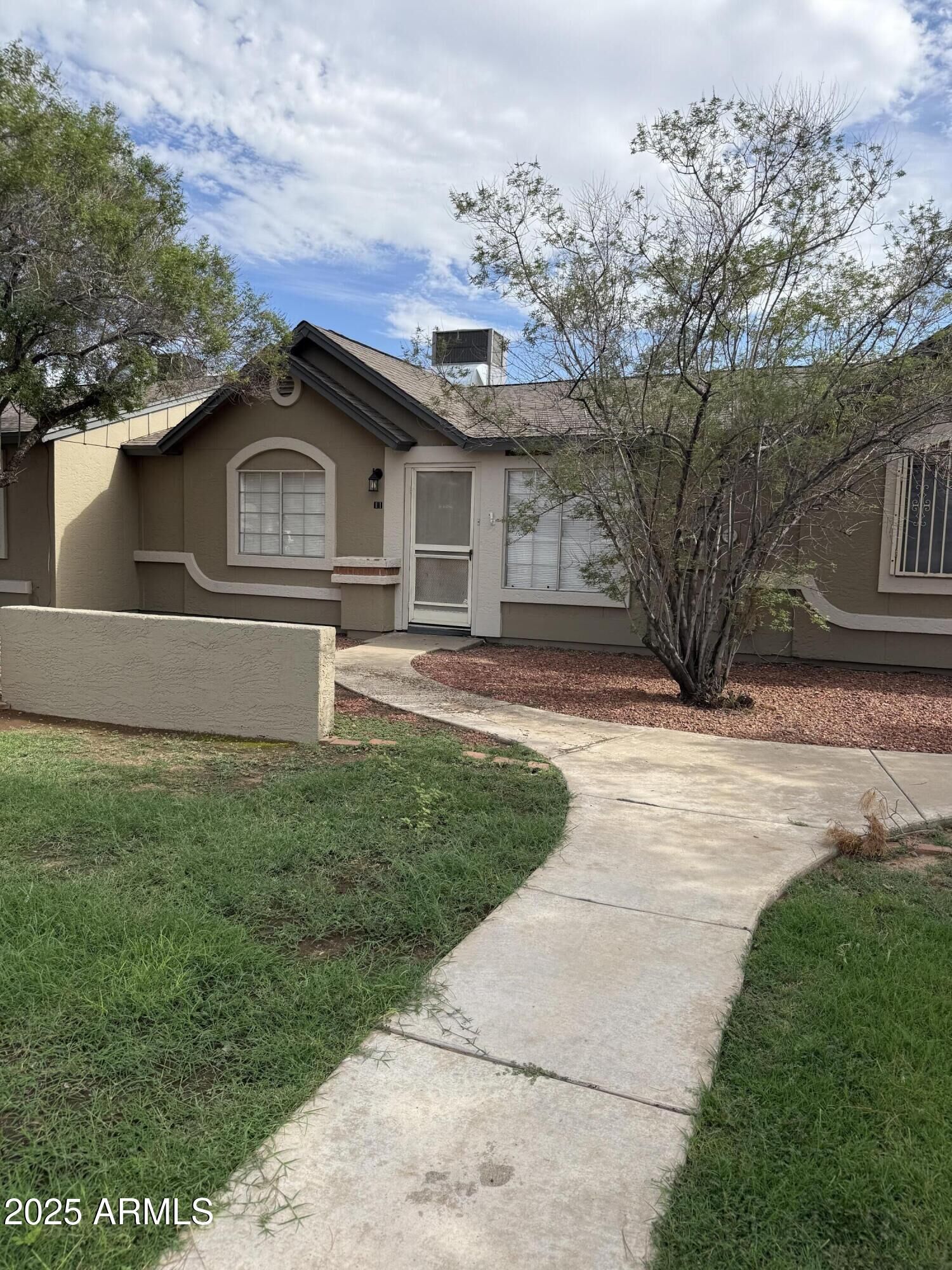 Property Photo: 6711 W Osborn Road 11 AZ 85033
