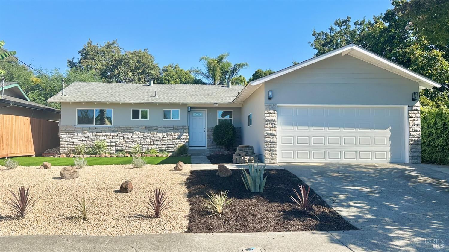 Property Photo: 2915 Cree Court CA 95403
