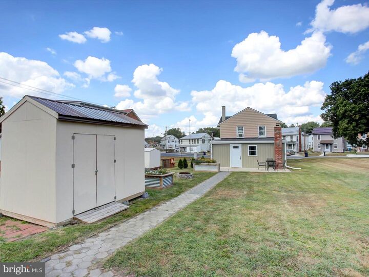 Property Photo: 4 E Hanover Street PA 17325