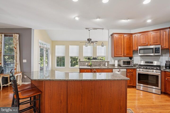Property Photo:  26 Cooper Run Street  VA 20180 
