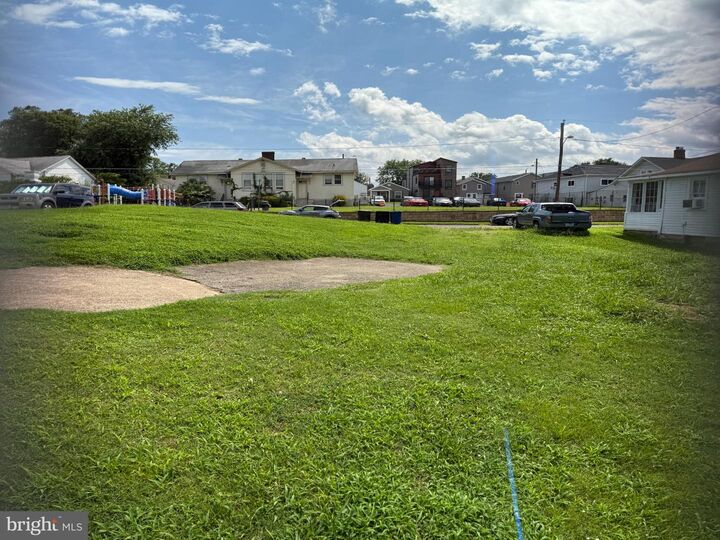 Property Photo:  223 3rd Avenue  VA 22134 