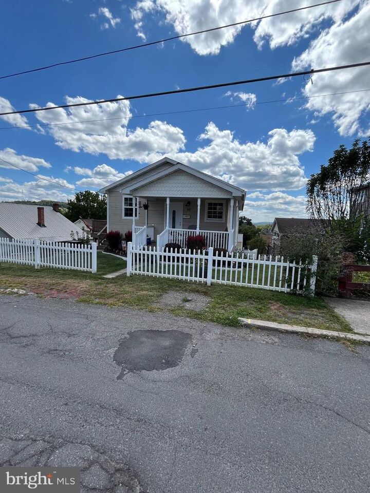 Property Photo:  99 Washington Street  MD 21532