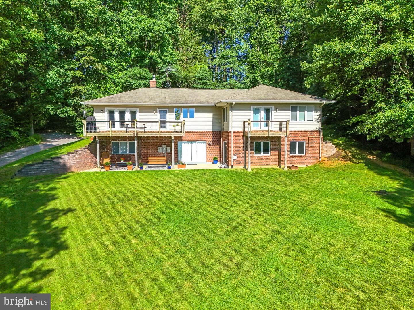 Property Photo: 46 Rock Ridge Lane VA 22623