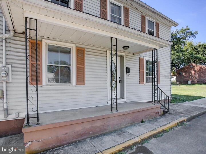 Property Photo: 43 E E California Street PA 17236