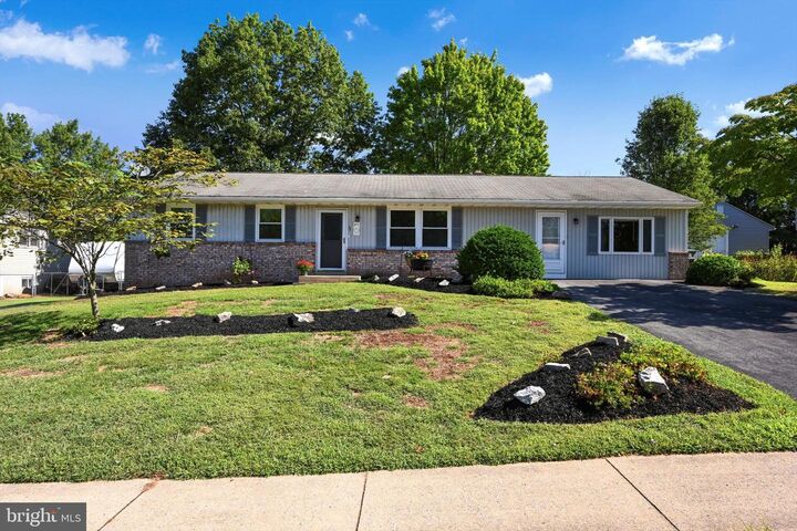 Property Photo: 33 Stony Run Road PA 17578