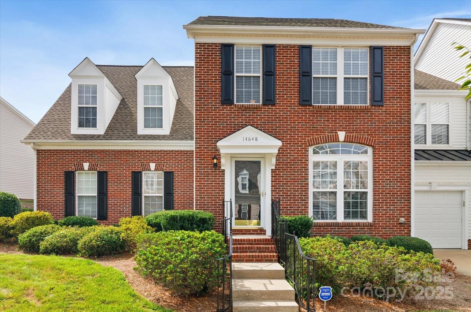 Property Photo: 14648 Greenpoint Lane NC 28078