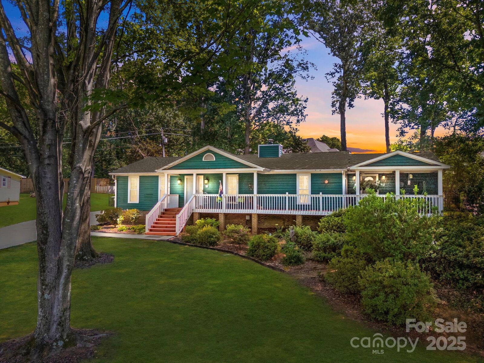 Property Photo:  21300 Sandy Cove Road  NC 28031 