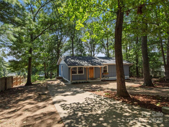 Property Photo: 4 Merlin Way NC 28806