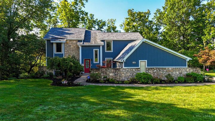 Property Photo: 140 Riverama Drive OH 45238