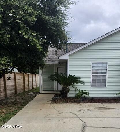 Property Photo: 5522 Pinetree Avenue FL 32408