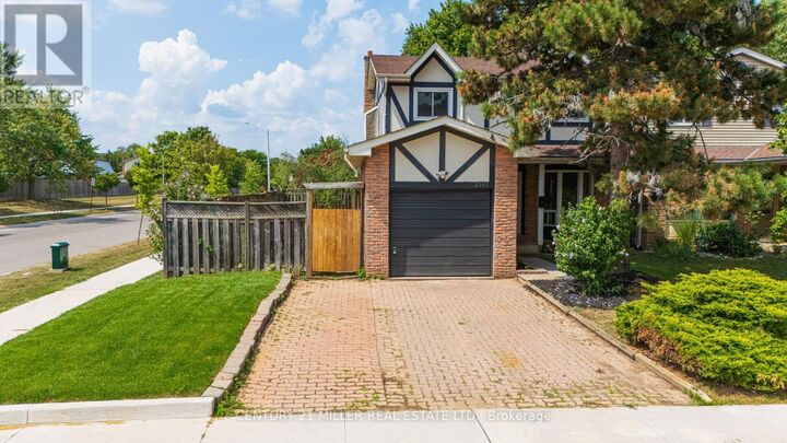 Property Photo: 3045 Driftwood Drive ON L7M 1X8