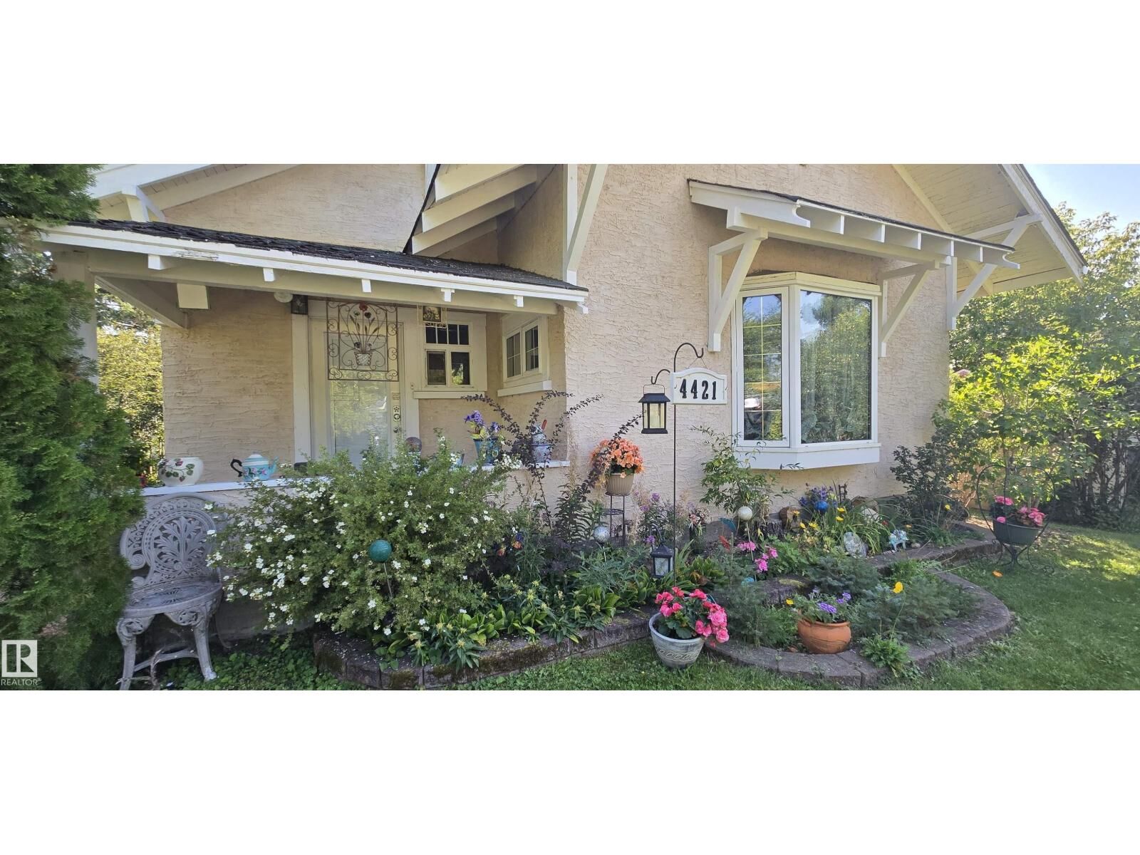 Property Photo: 4421 49 St AB T9C 1A7