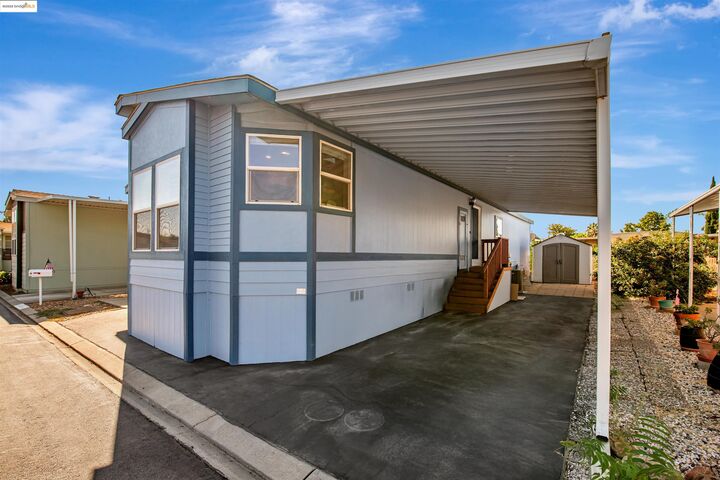 Property Photo: 3660 Walnut Blvd 53 CA 94513