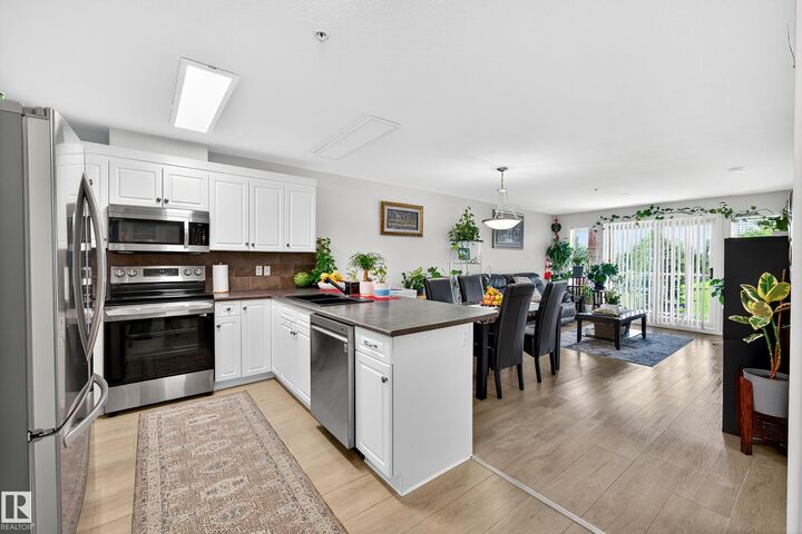 Property Photo:  278 Suder Greens Drive NW 226  AB T5T 6V6 