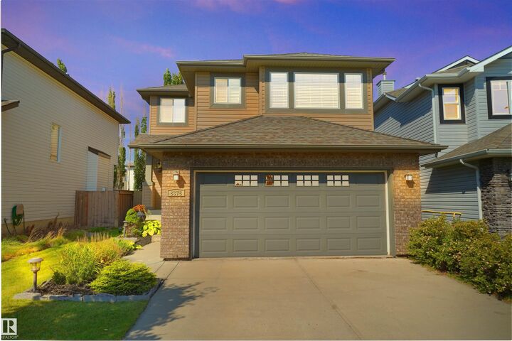 8378 Shaske Crescent NW  Edmonton AB T6R 0B5 photo