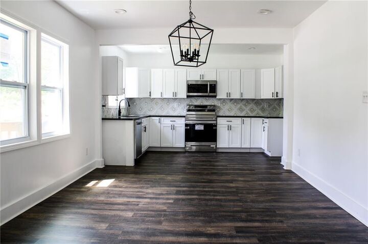 Property Photo: 1285 Avon Avenue SW GA 30310