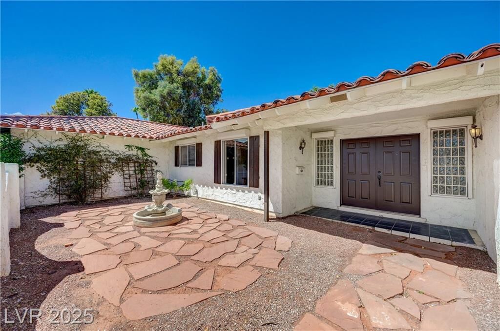 Property Photo: 3644 Greencrest Drive NV 89121