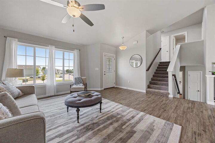 Property Photo: 1219 Terrapin Dr IA 52240