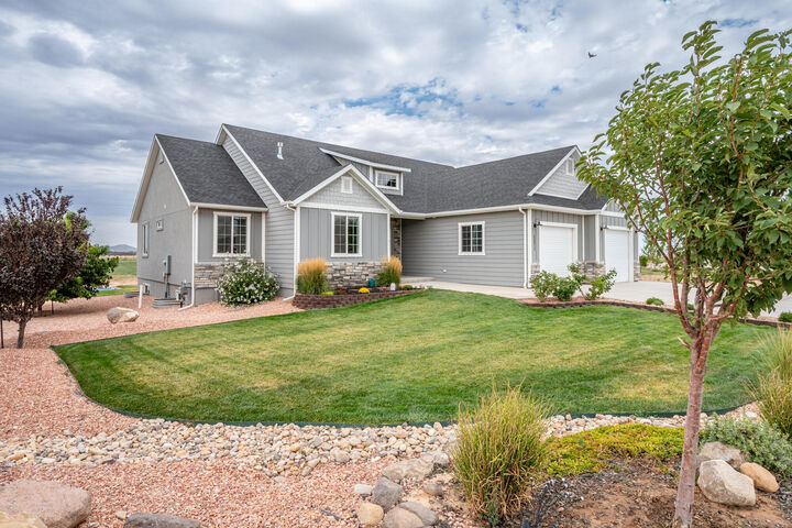 Property Photo: 5071 N 500 E UT 84721