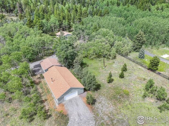 Property Photo: 233 Deer Cir CO 80422