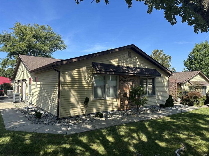 721 E Waterloo Court  Bloomington IN 47401 photo