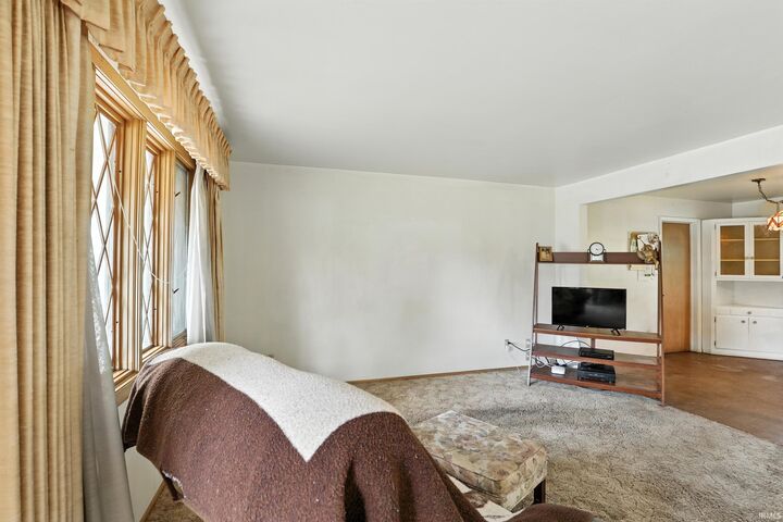 Property Photo:  4921 Devonshire Drive  IN 46806-3409 