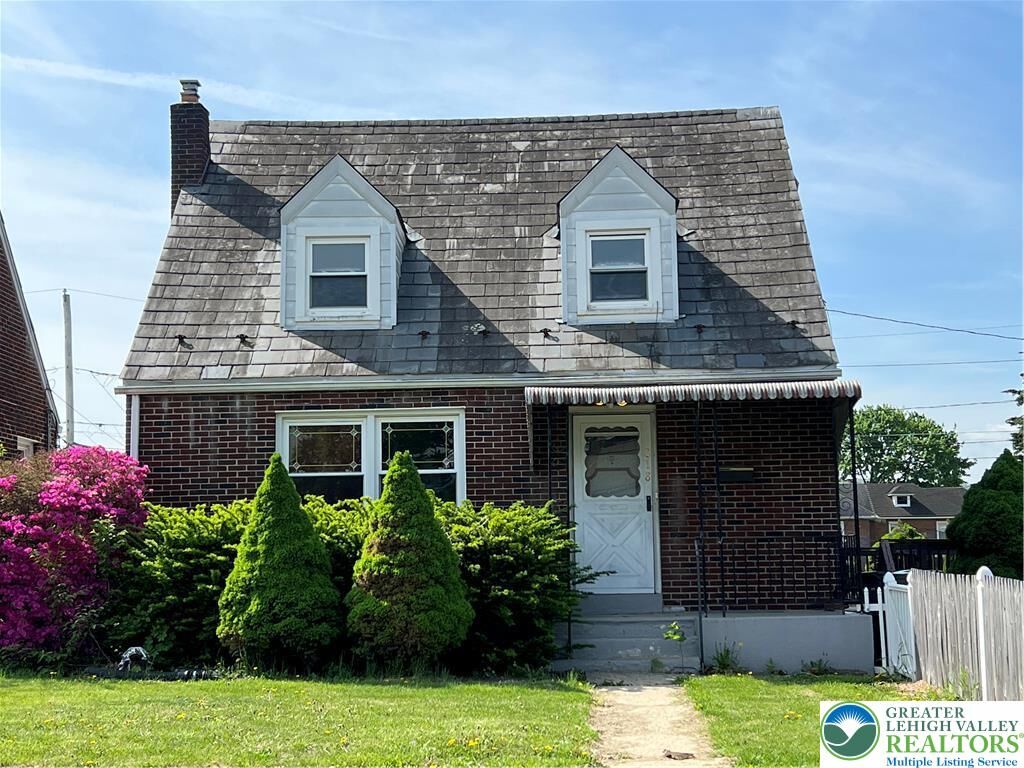 Property Photo: 818 Walters Street PA 18017