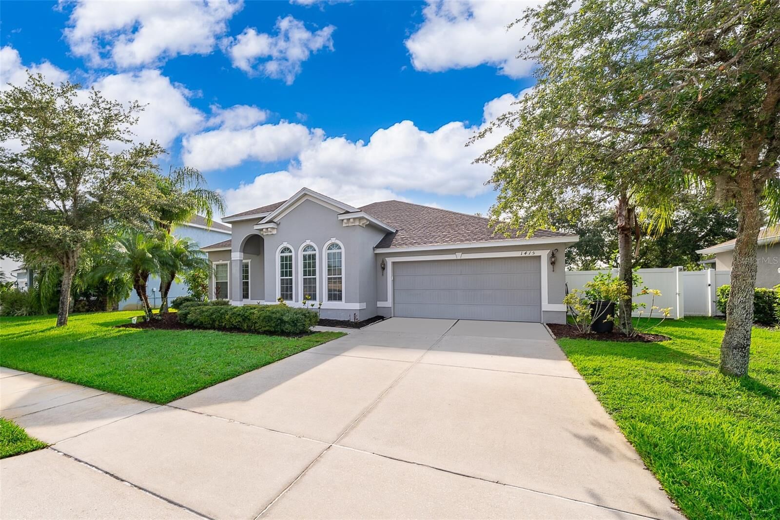 Property Photo:  1415 Ellis Fallon Loop  FL 32765 