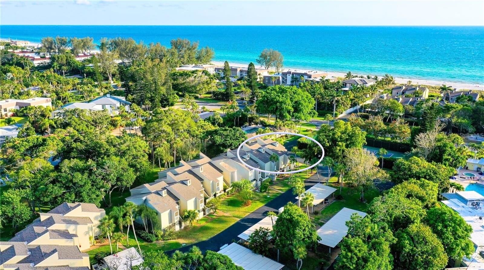 Property Photo: 5260 Gulf Of Mexico Drive 401 FL 34228