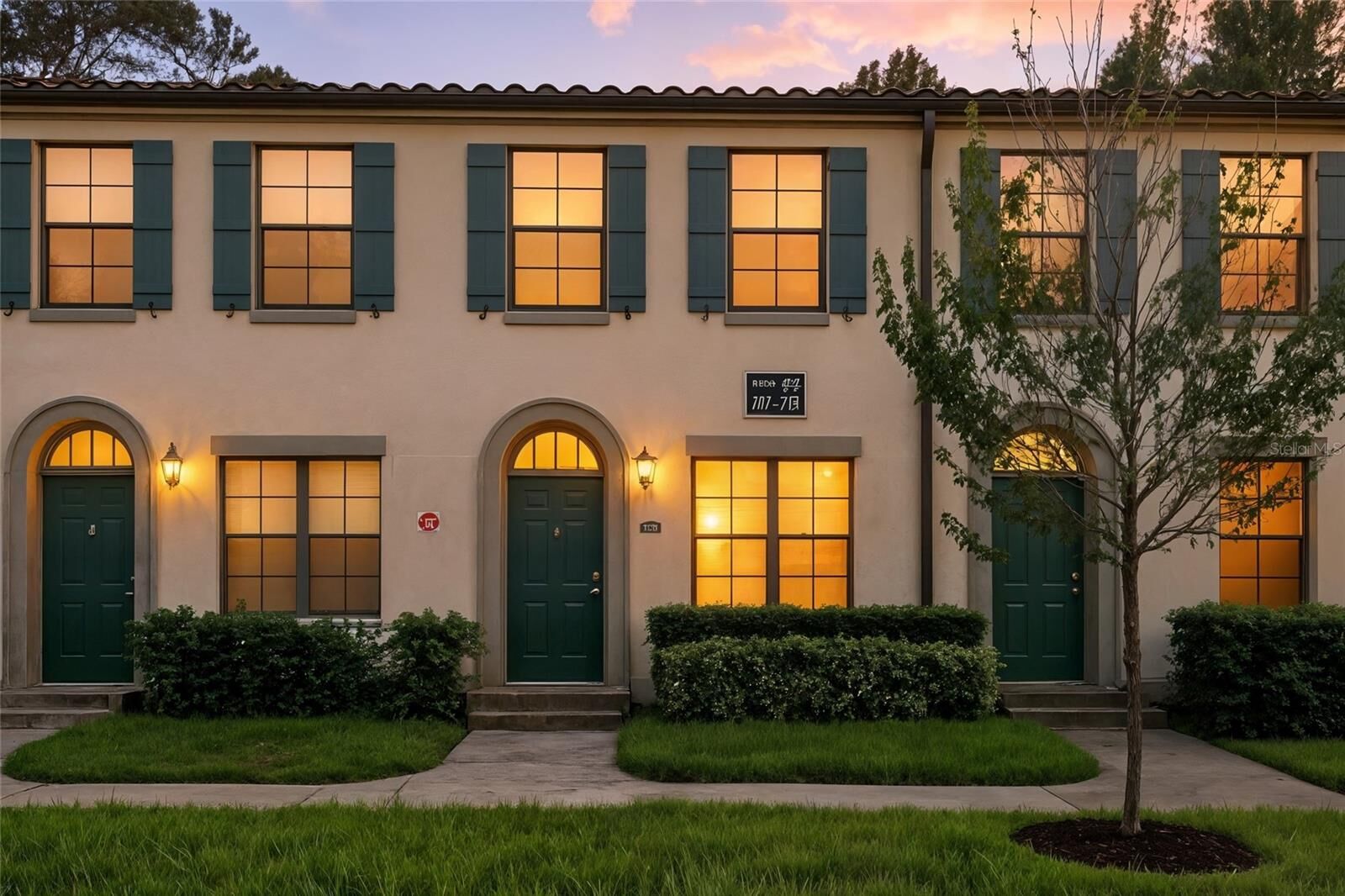 Property Photo:  711 Centervale Drive 711  FL 34747 