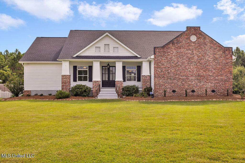 Property Photo:  6408 Seawinds Boulevard  MS 39532 