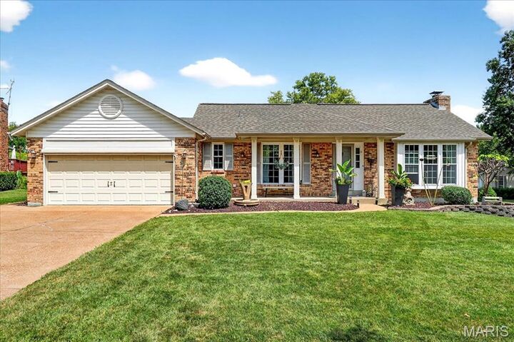 337 Saddle Back Drive  Oakville MO 63129 photo
